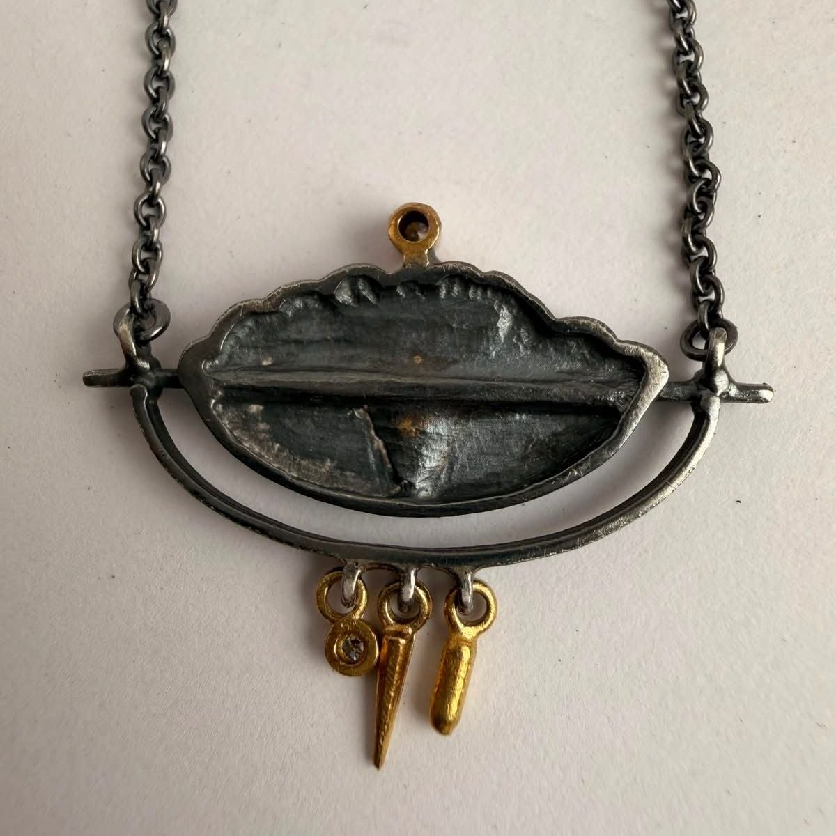 Blackened Silver Necklace with Brilliant-Cut Diamonds — Very good / fine (VG+) Necklaces & pendants
