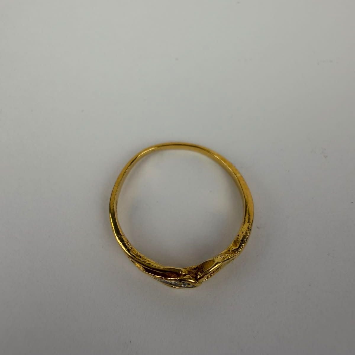 Gold Ring — Good (VG) Rings