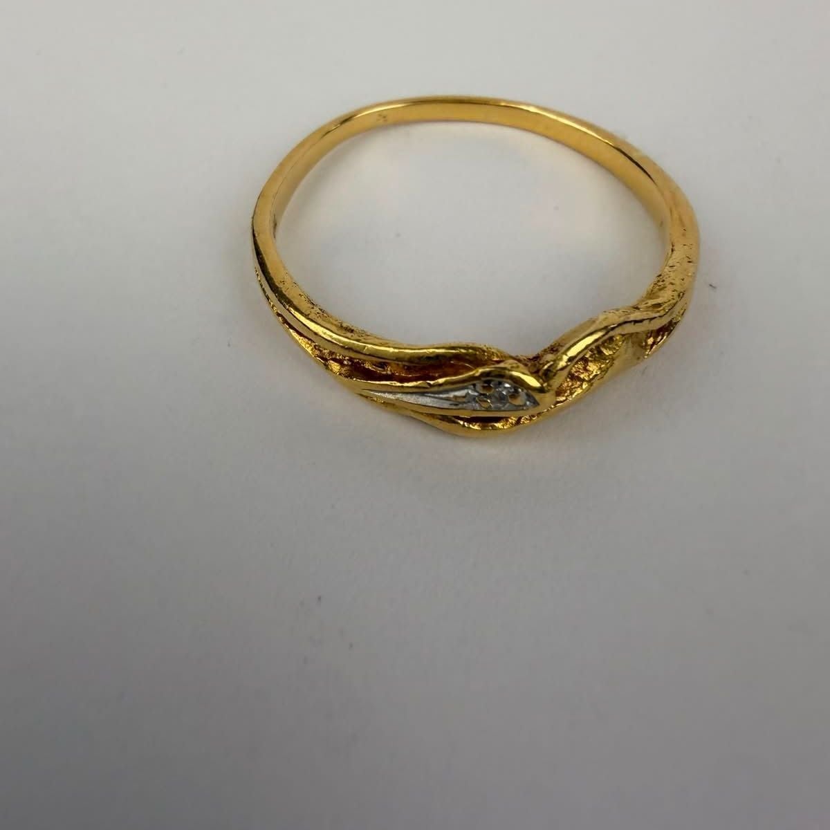 Gold Ring — Good (VG) Rings