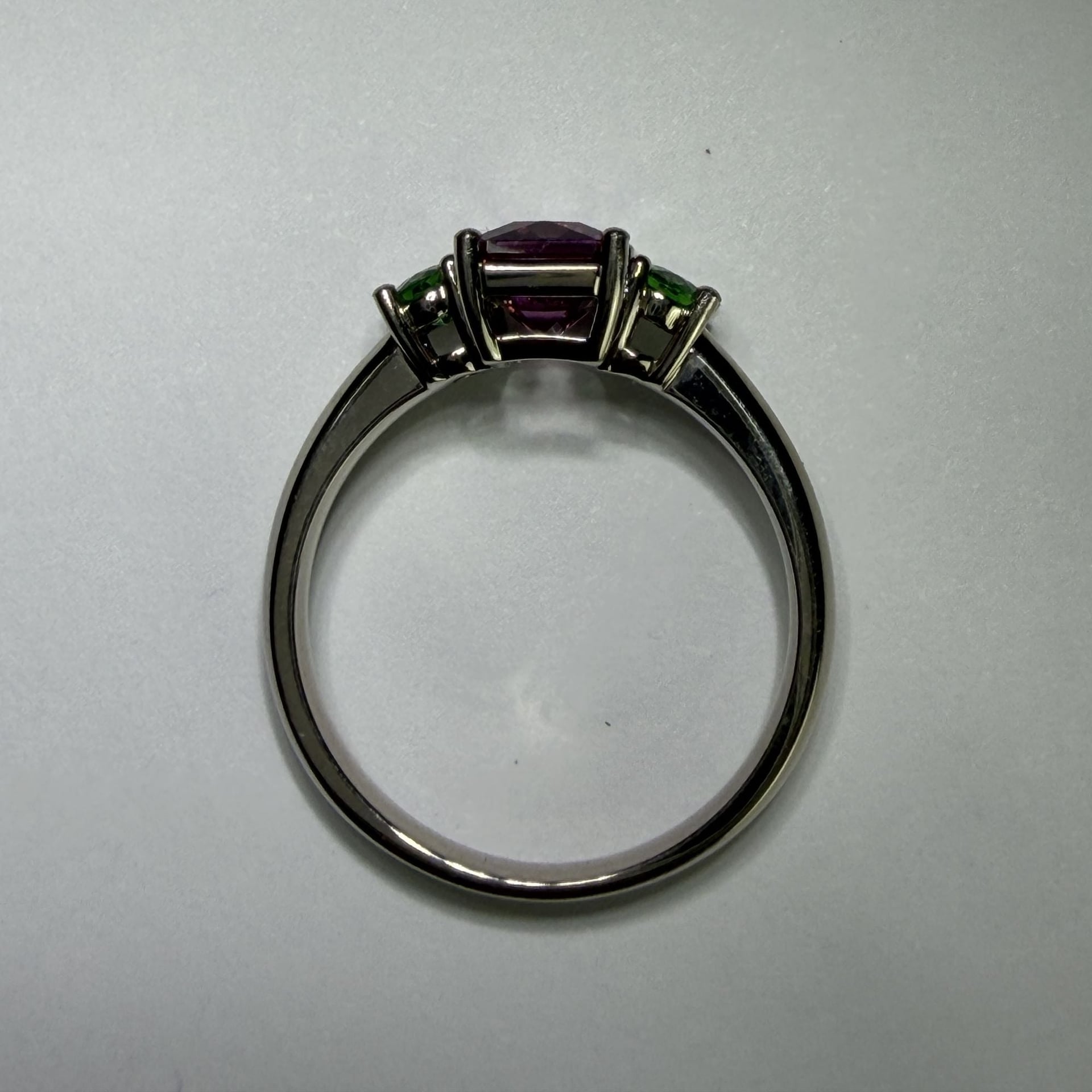 Damenring spinell tsavorit — rings