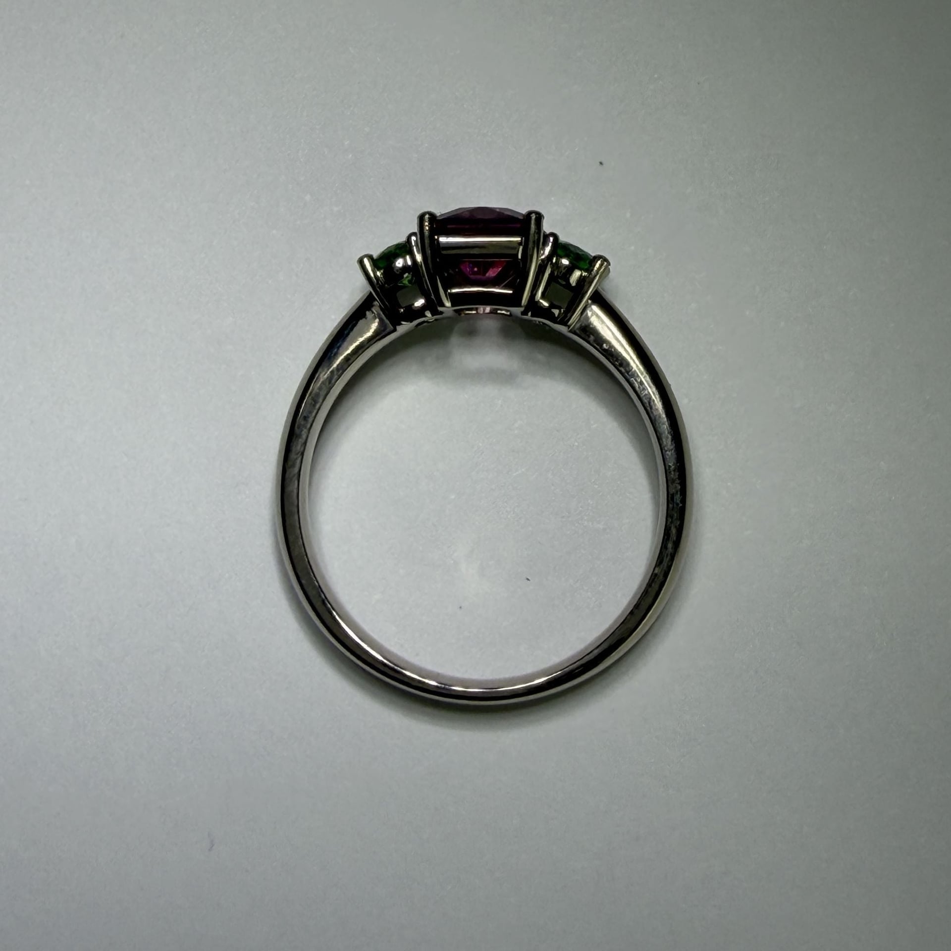 Damenring spinell tsavorit — rings