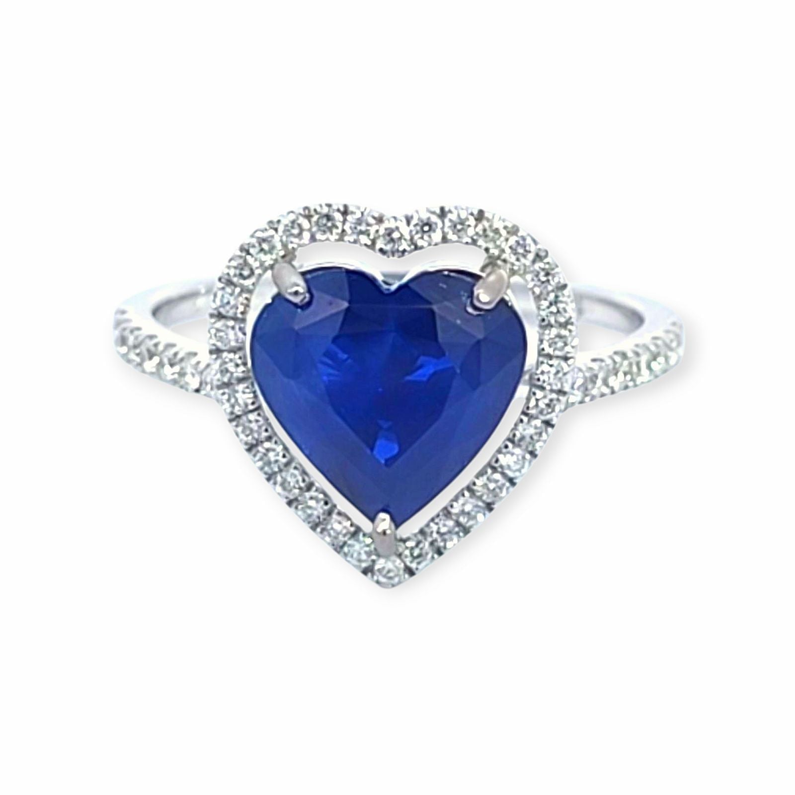 Saphir-Ring aus 14 Karat Weissgold, 3.47 ct mit 0.29 ct Diamanten — Neuwertig (N) Ringe