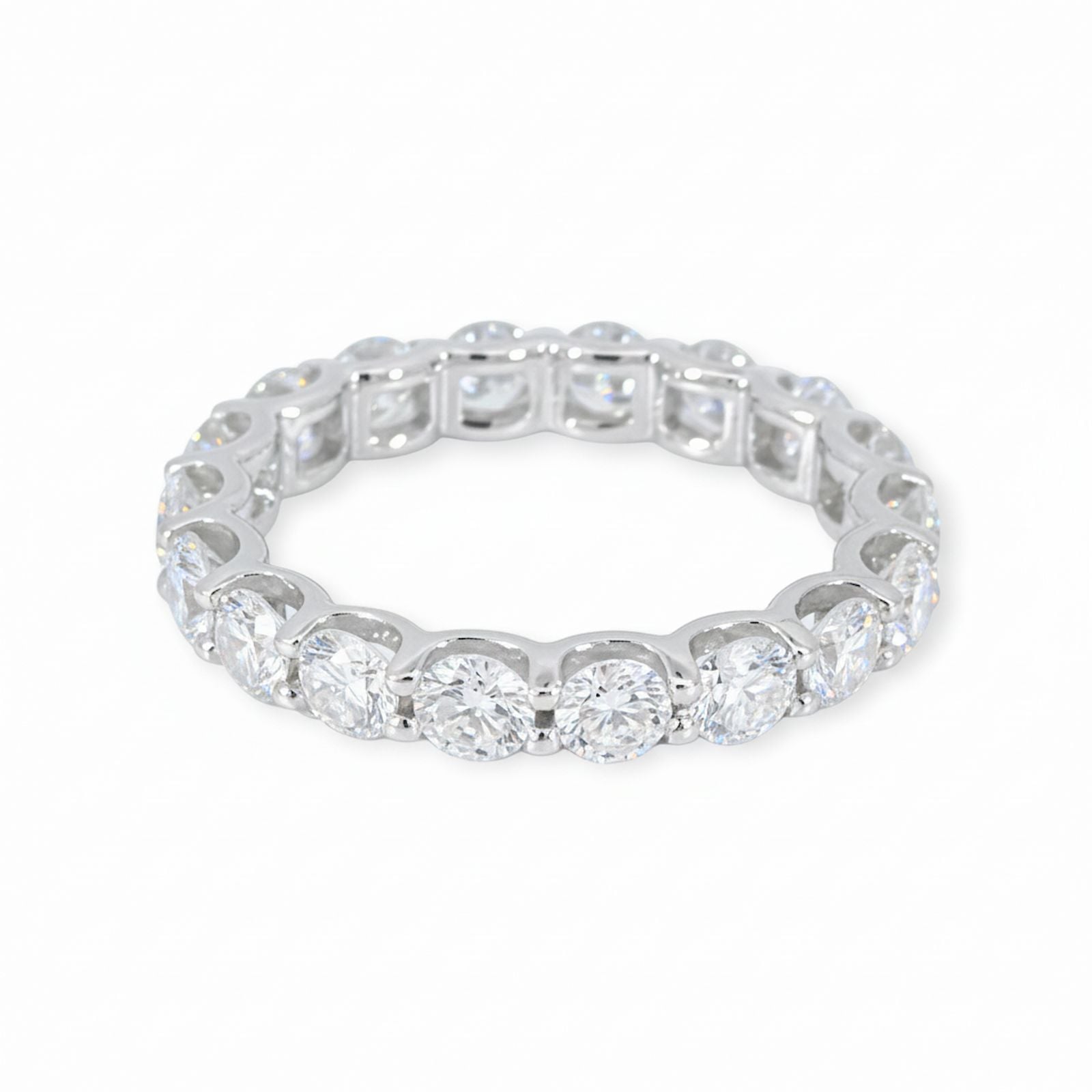 Alliance-Ring aus 14 Karat Weissgold mit Labor-Diamanten — Neuwertig (N) Ringe