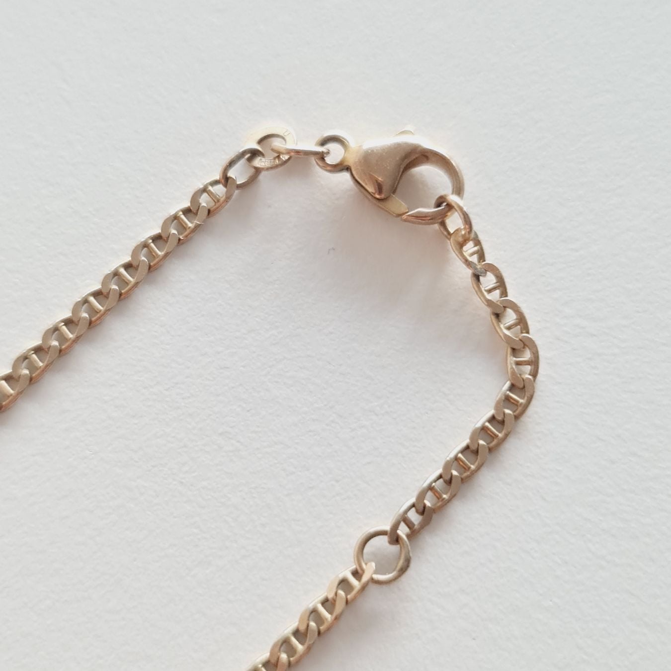 Anklet with curb link pattern in 333 8 KT yellow gold — Good (VG) Bracelets