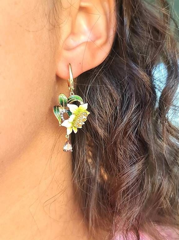 Handbemalte Ohrringe, 925 Silber vergoldet — Mint (M) Pendientes