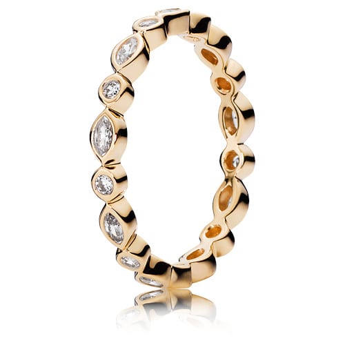 14K Gold Alluring Brilliant Marquise Ring