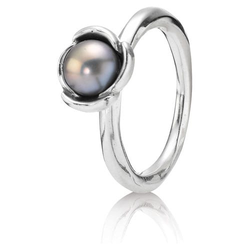 Bloom Ring with Grey Pearl