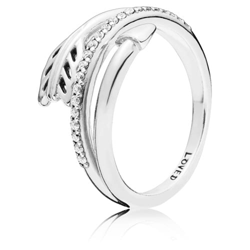 Sparkling Arrow Ring