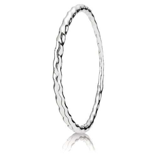 Silver Bangle, Flow