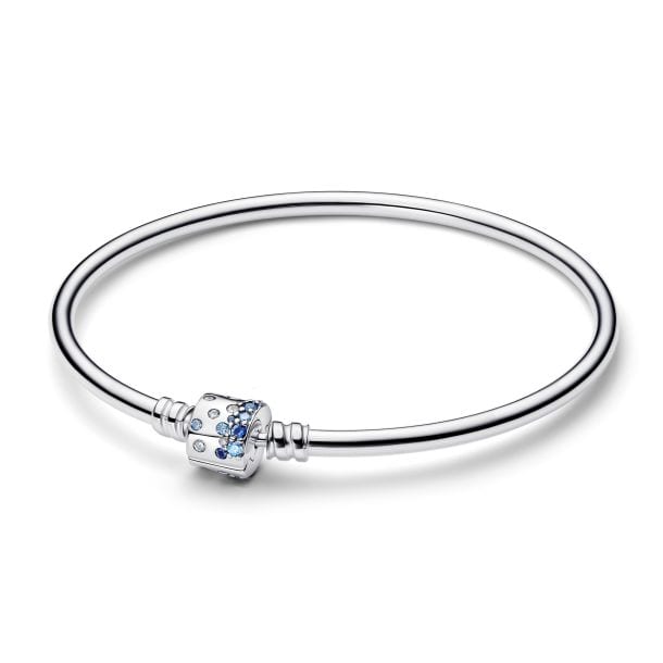 Sparkling Barrel Clasp Bangle