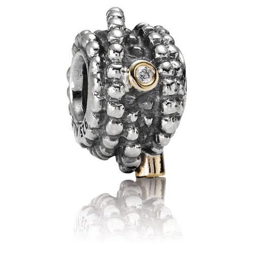 Entangled Beauty Charm