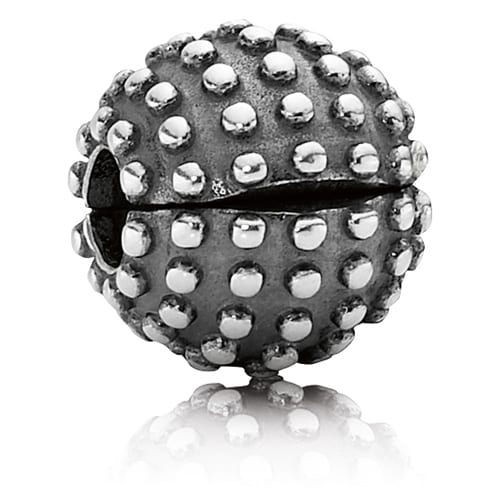 Studded Clip