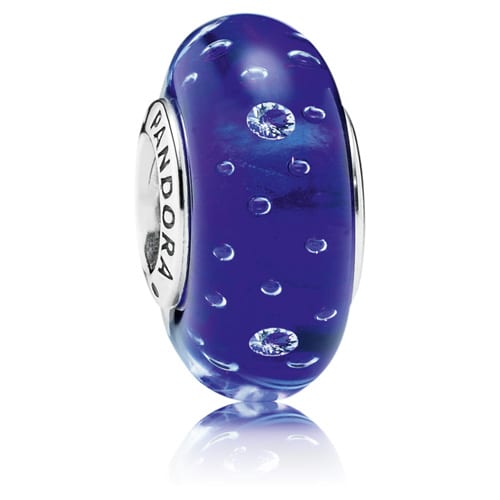 Dark blue effervescence, clear cz