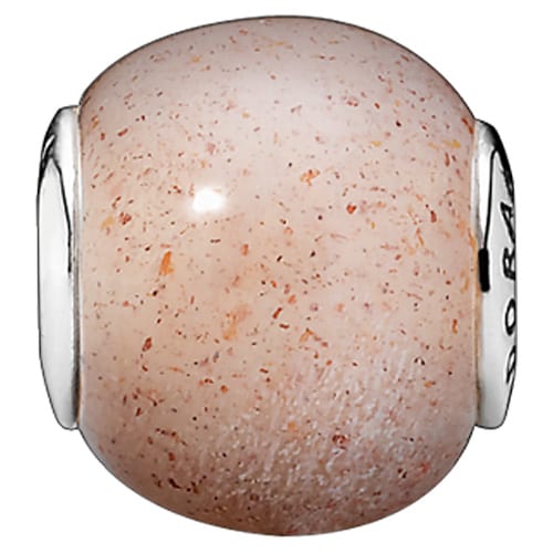 Essence Love Charm