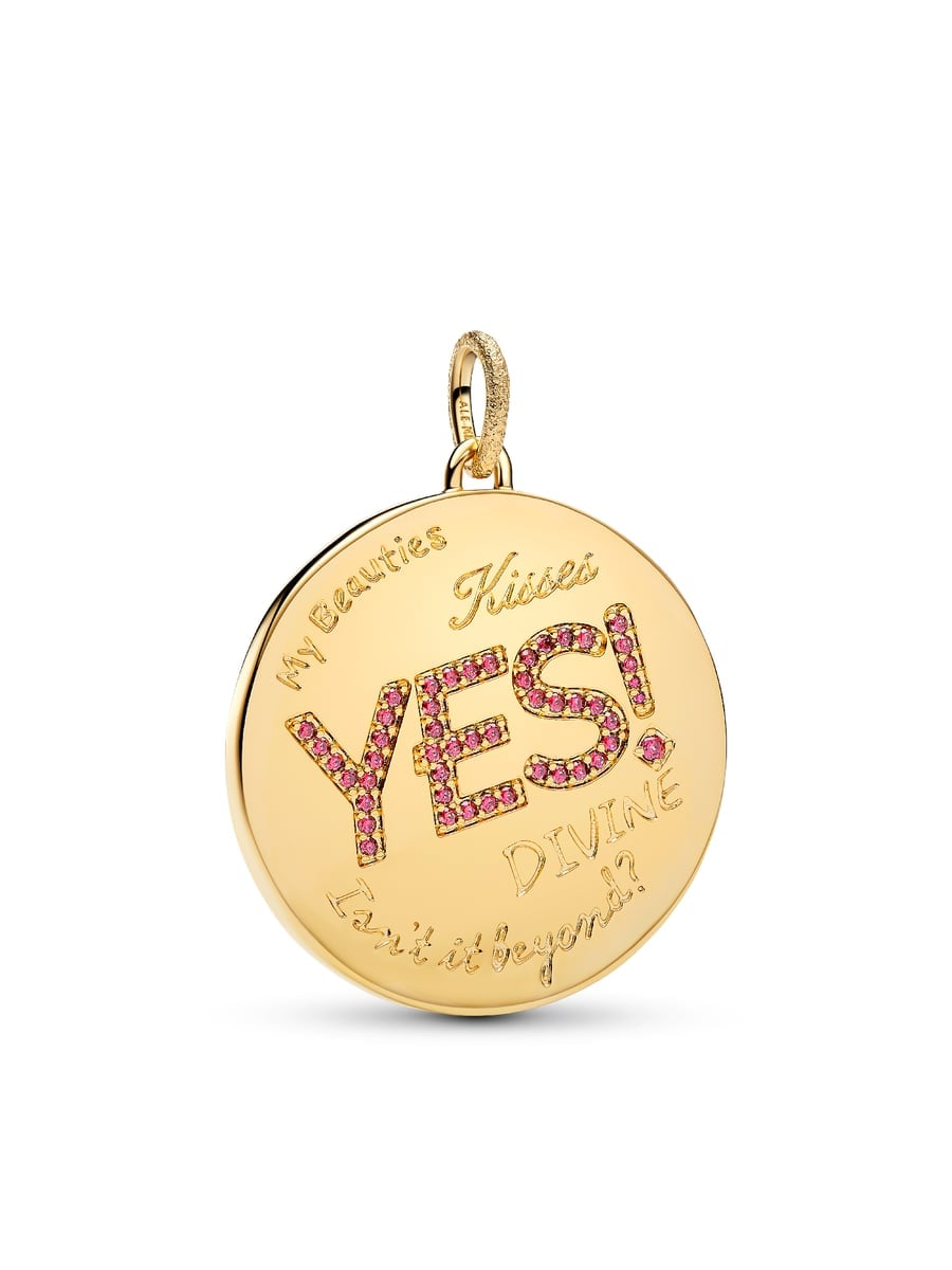 Pat McGrath The Beauty Mantra Oversized Medallion
