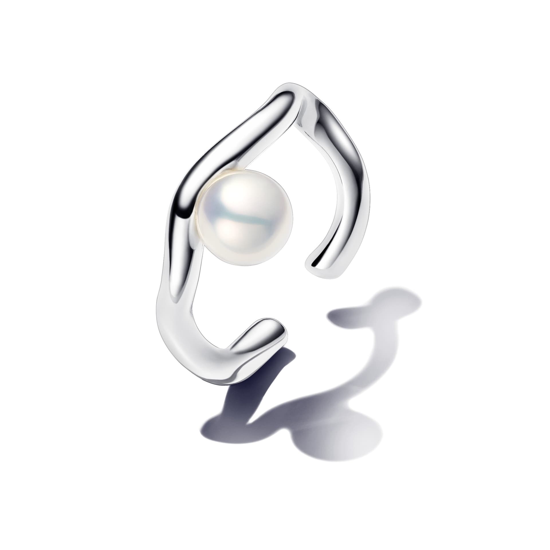 Pandora Organic-Shaped Circle and Cultured Pearl Ear Cuff (Sterling Silver) 292917C01 292917 — photo 1 of 1