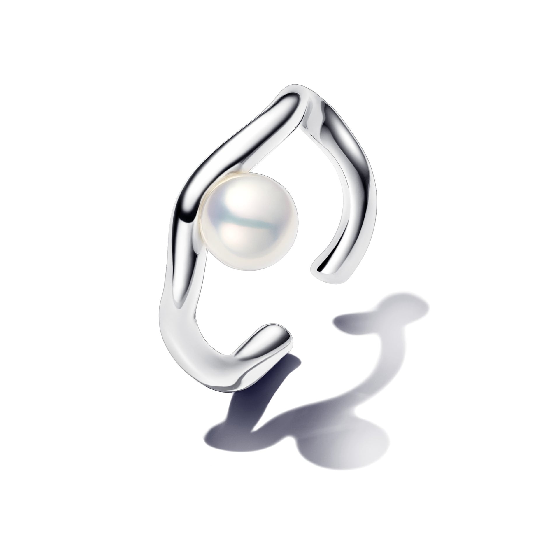 Organic-Shaped Circle and Cultured Pearl Ear Cuff (Sterling Silver)