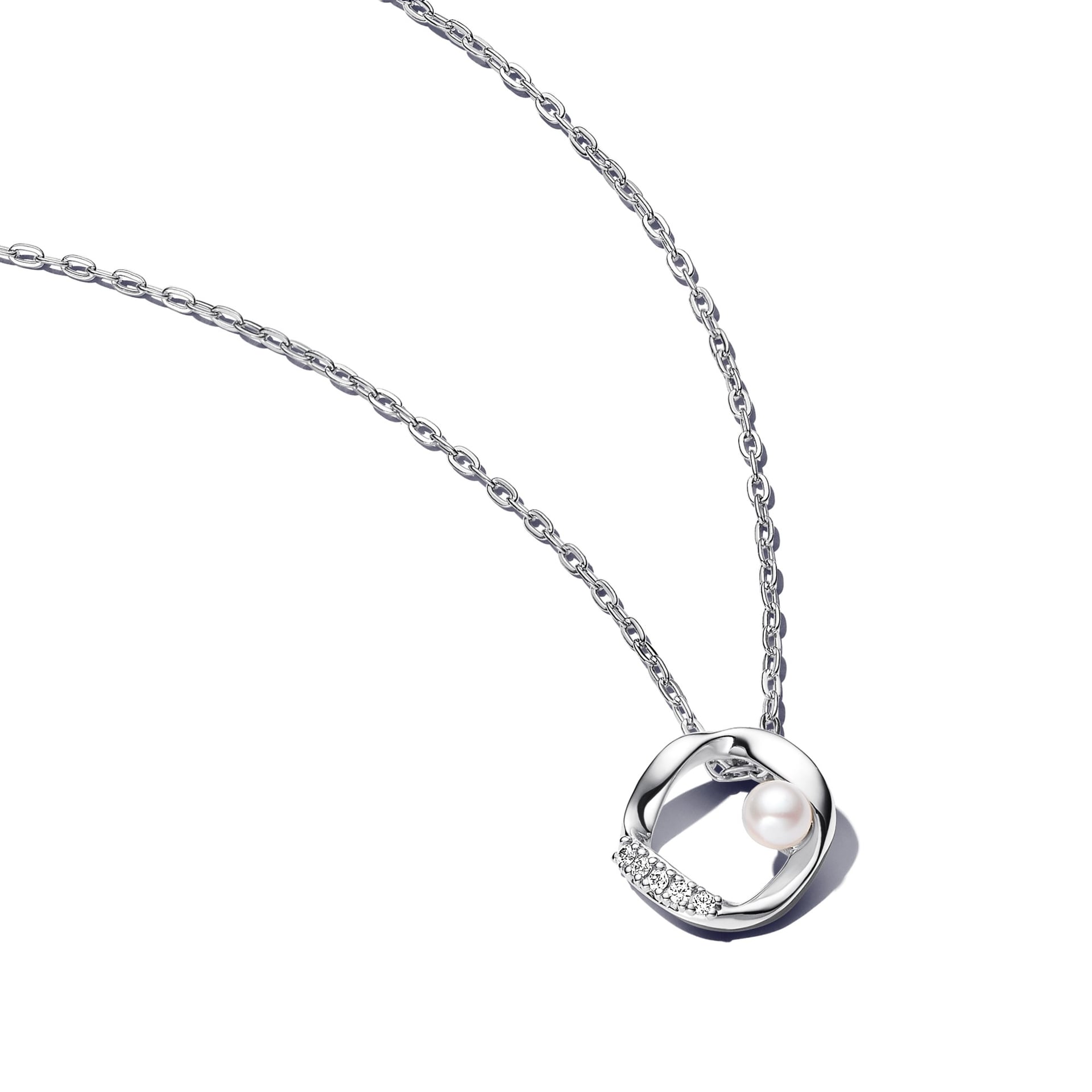 Organic-Shaped Pavé Circle and Cultured Pearl Necklace (Sterling Silver)