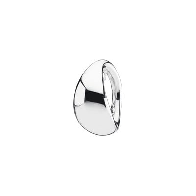 Silver Pendant, Flow
