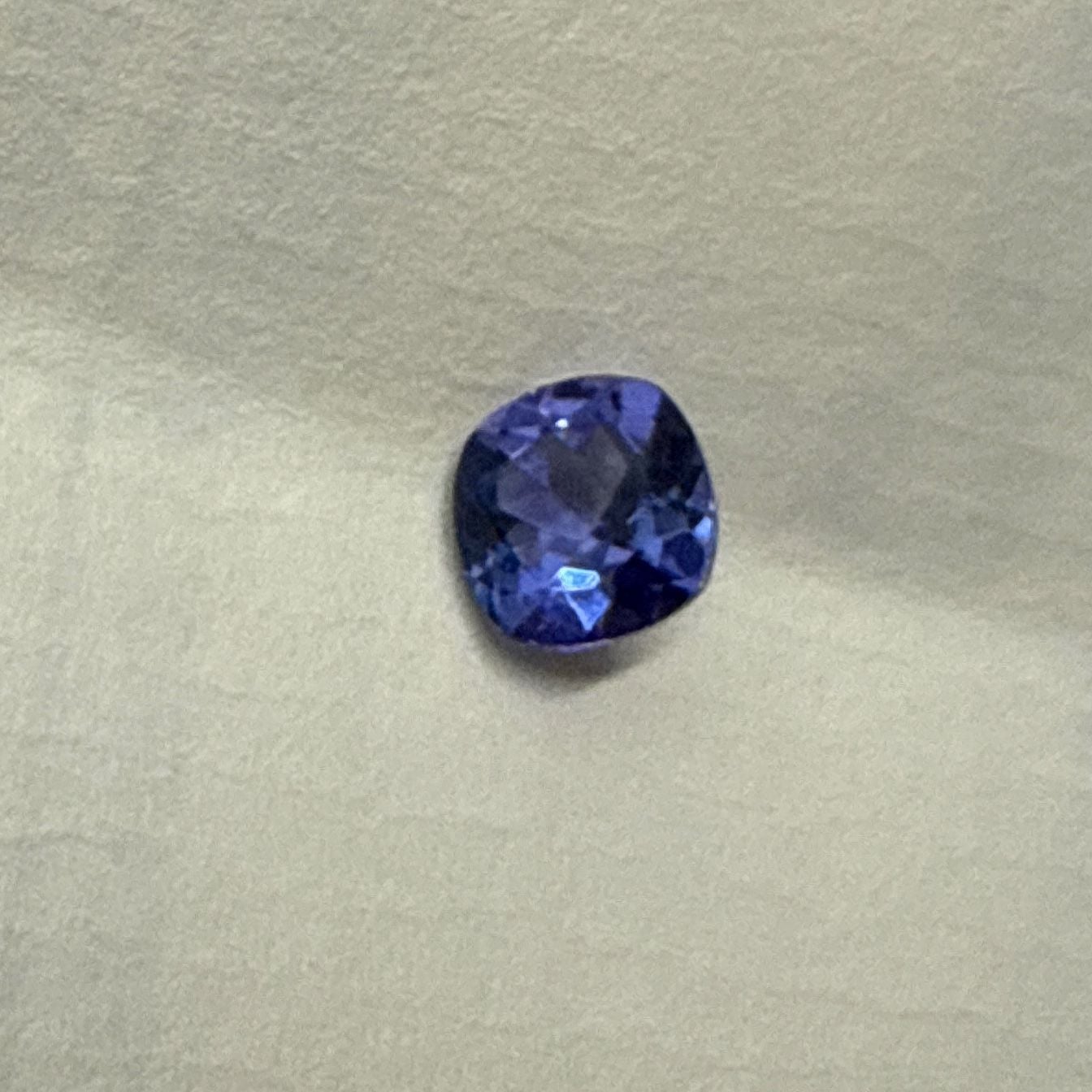 Tanzanite — Mint (M) Gemstones