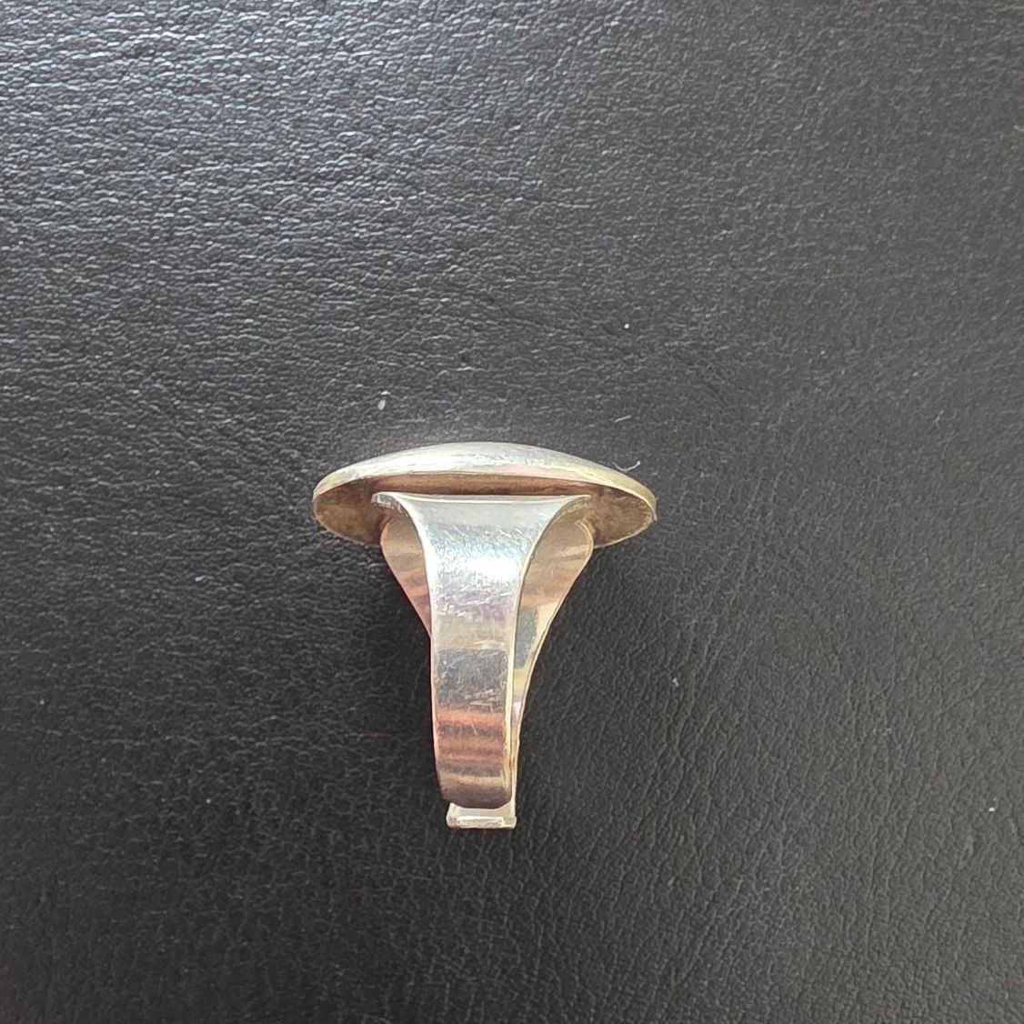Silver Ring — Good (VG) Rings