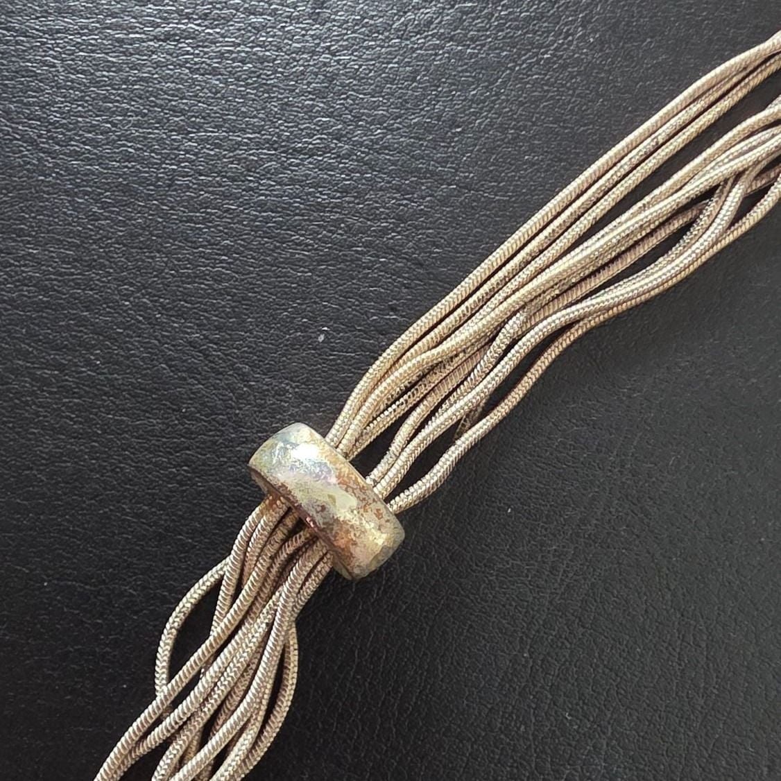 Necklace — Good (VG) Necklaces & pendants