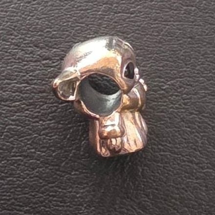 Star Wars x Pandora The Child Charm — Very good / fine (VG+) Necklaces & pendants